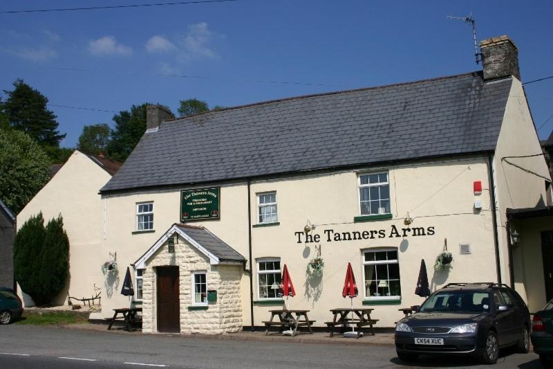 The Tanners Arms Hotel Devynock Buitenkant foto